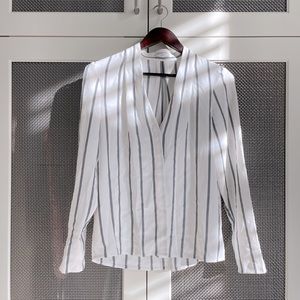 Aritzia Babaton Blouse